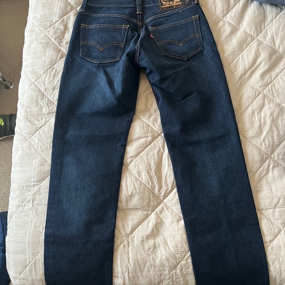 Levi's denim jeans - Picture 2 of 3